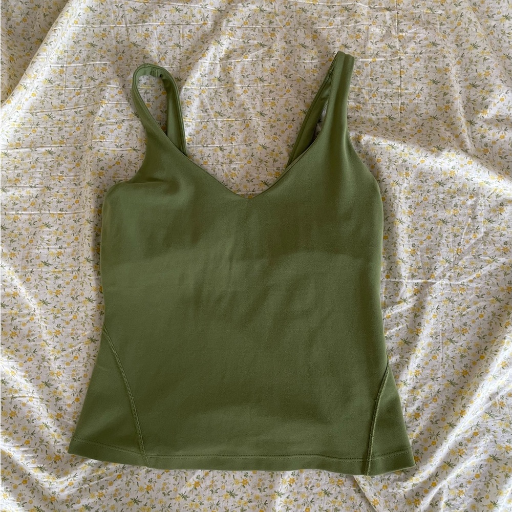 Lululemon tank